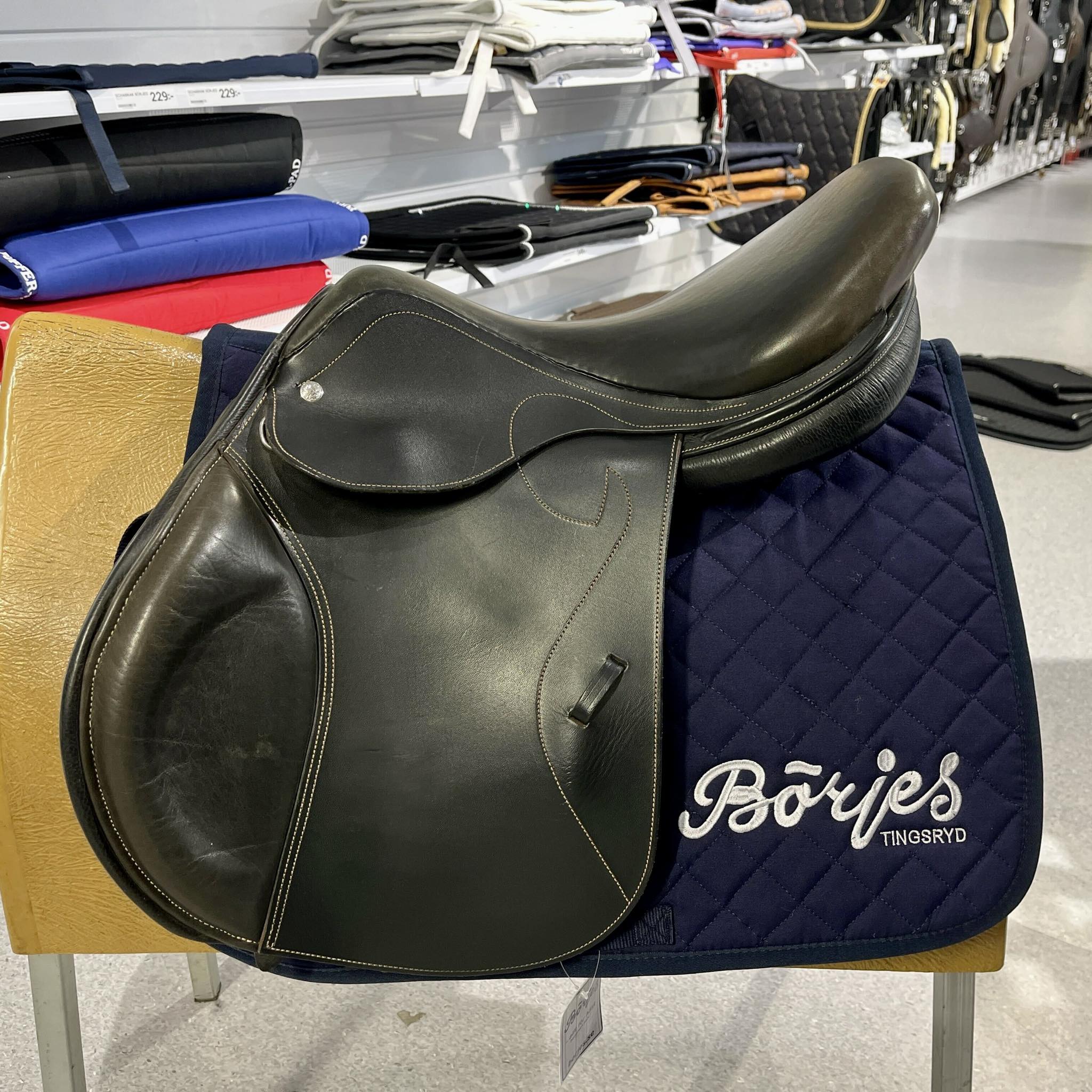 Germida 18" W